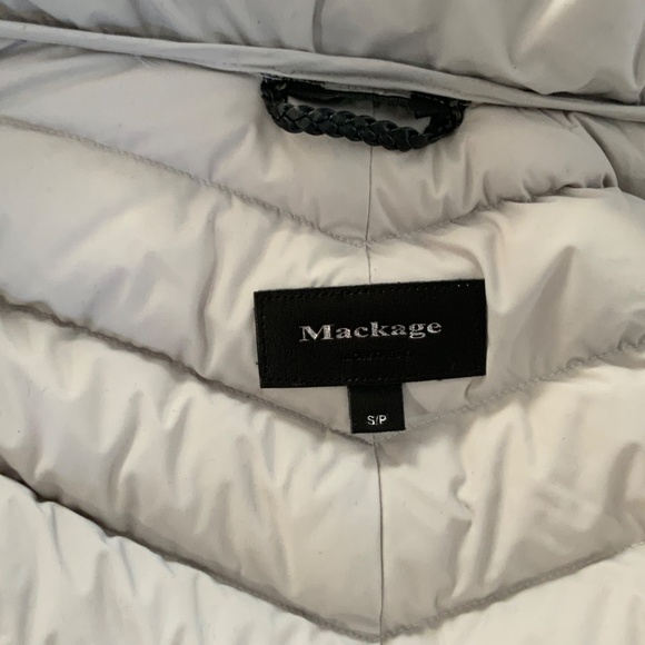 Mackage light grey puffer NWOT - Picture 3 of 7